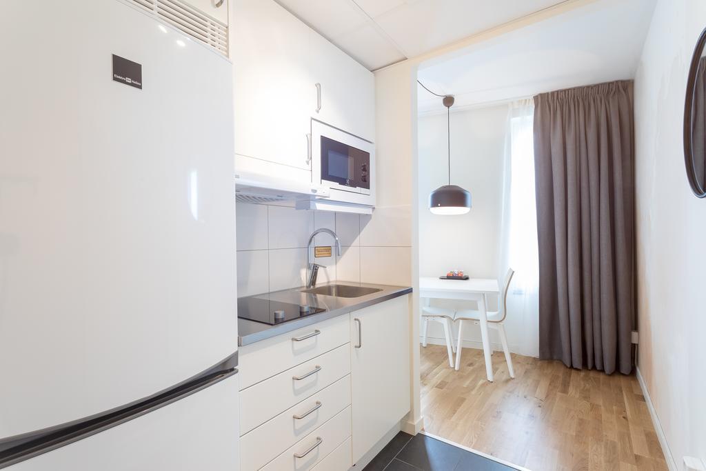 Aparthotel Apartdirect Alvsjo Sztokholm Zewnętrze zdjęcie