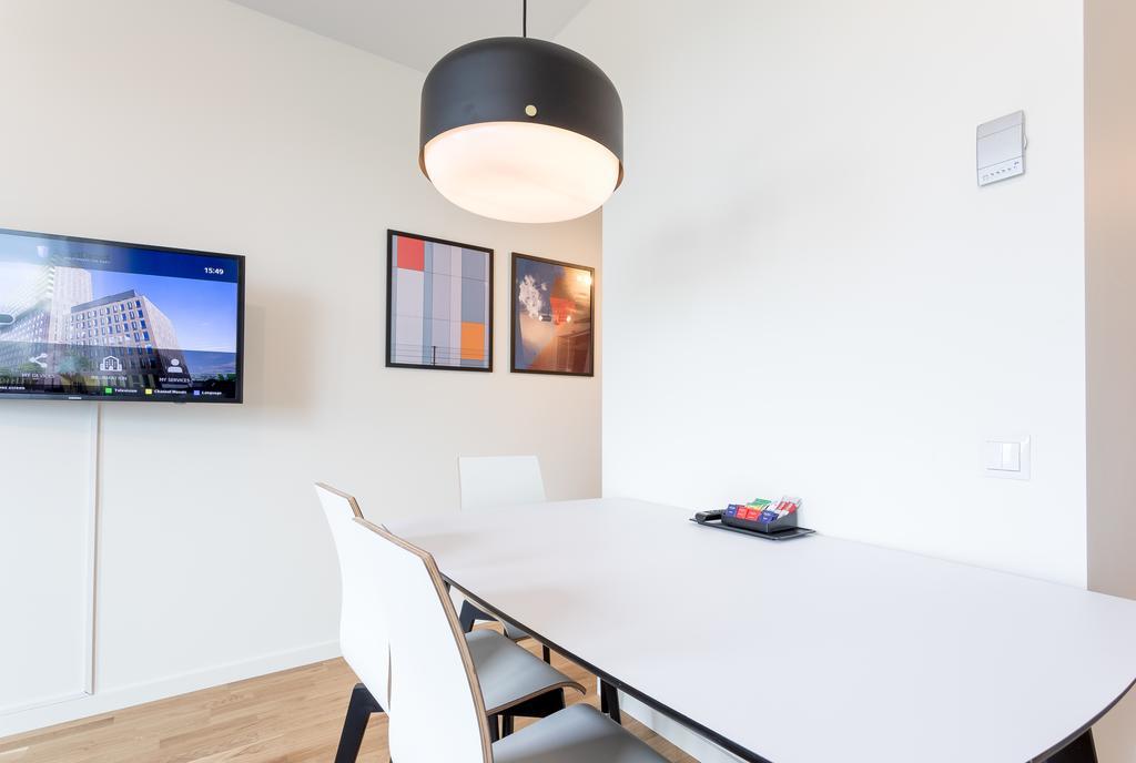 Apartdirect Aelvsjoe Sztokholm Zewnętrze zdjęcie