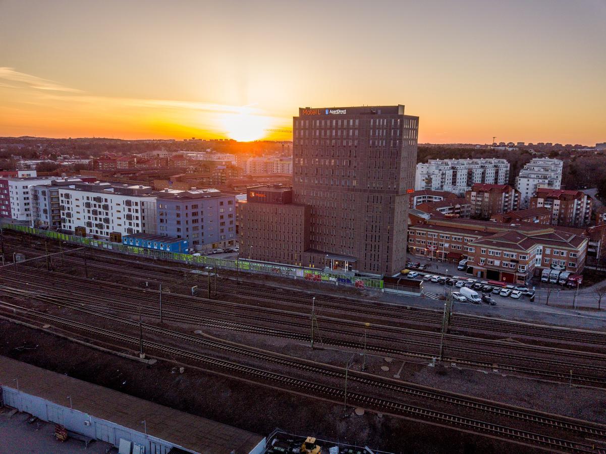 Aparthotel Apartdirect Alvsjo Sztokholm Zewnętrze zdjęcie